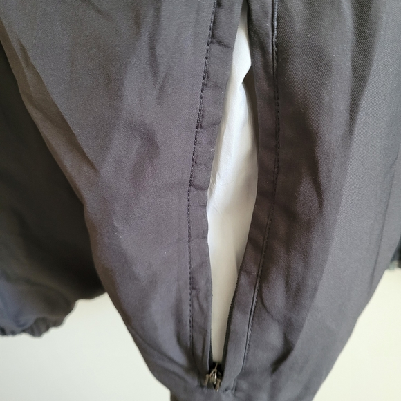 Reebok Windbreaker Large Logo & Name on Sleeve - Picture 6 of 8